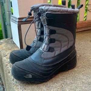 Boys Northface Winter Boots